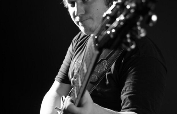 Вячеслав Егоров и его гитара