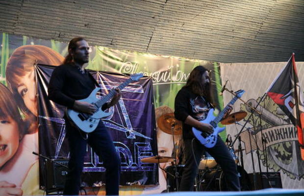 Фаворит в г.Липецк (Нижний парк 13.09.2013)