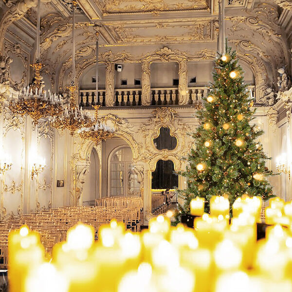 Саундтреки из кино при свечах