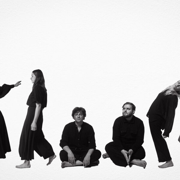 Бонд с кнопкой