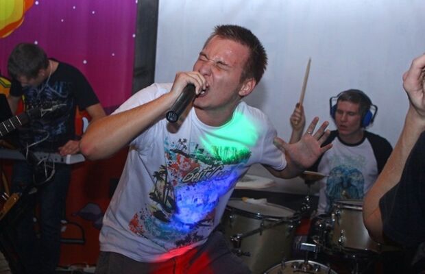 4.12 live at Tihuana Pub, St. Oskol