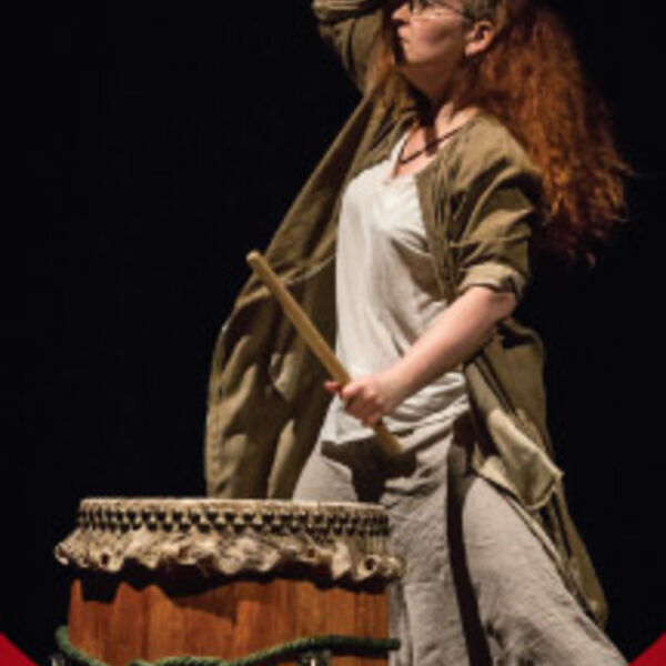 Шоу японских барабанов, орган и кото