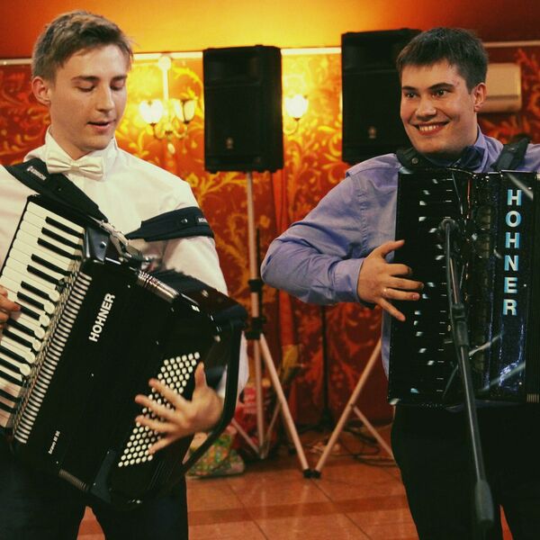 Любимые песни под аккордеон