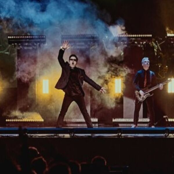 Легендарные хиты Depeche Mode «Enjoy the symphony» show с оркестром