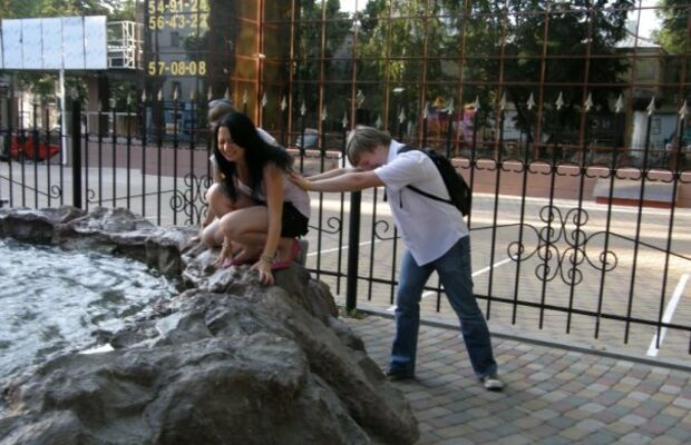 Santa Is Absent Today в старом составе на прогулке))