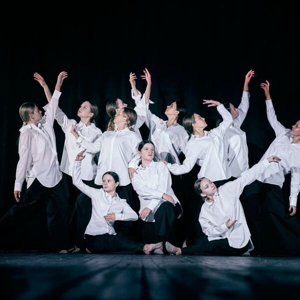 Танцуют дети. Гала-концерт