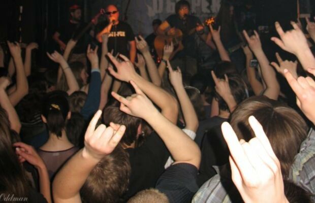 презентация клипа в пабе "100 ручьев"