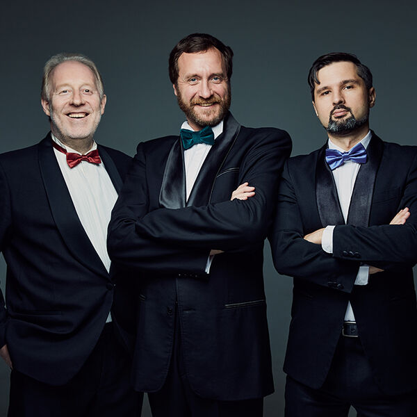 Три русских баса. Песни из любимых кинофильмов