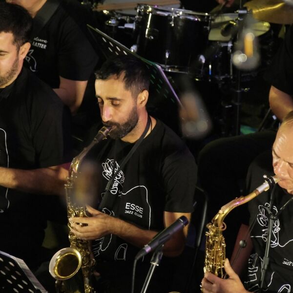 Джаз-оркестр клуба Эссе