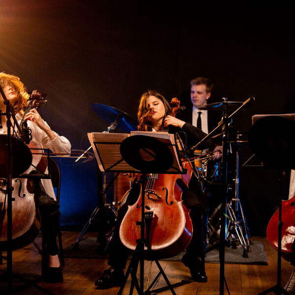 Шедевры Queen на виолончелях: Magic Cellos Band