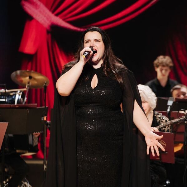 Песни счастливых дорог