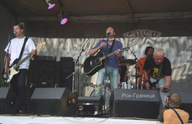 наша жизнь рок-н-ролльная!!!!!!!!!!!!