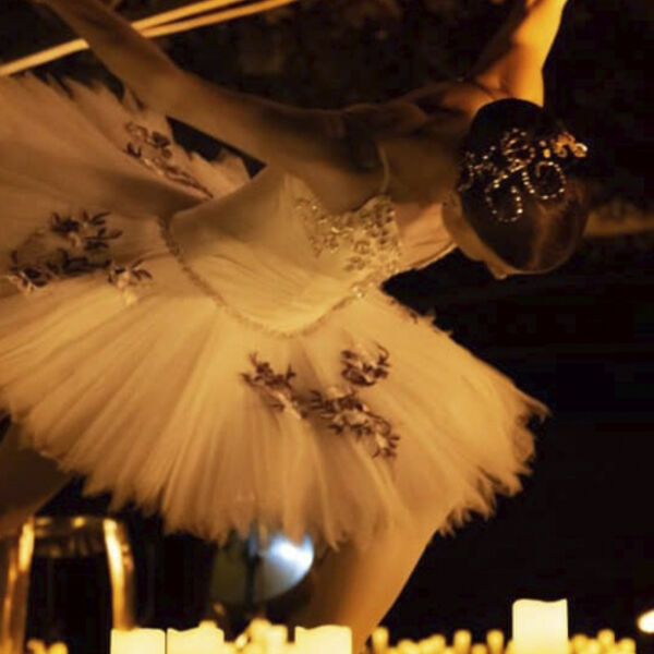 "Christmas Classics": Рождественская музыка и балет при свечах. Щелкунчик, Спящая красавица и другие шедевры классической музыки в историческом особняке на Волхонке