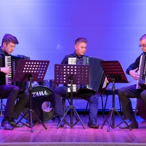 Певец земли русской