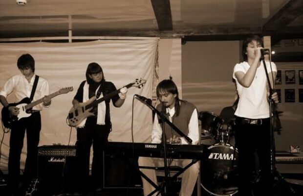 Первый сольный концерт в Викинге