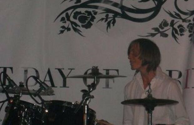 21.05.2010- Арт- клуб "Выход"