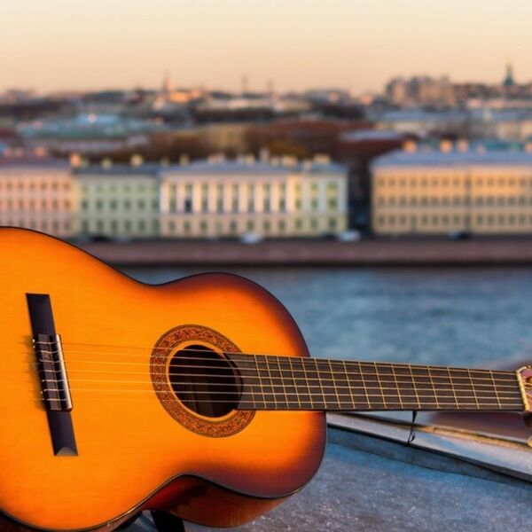Испанская гитара. Концерт на крыше