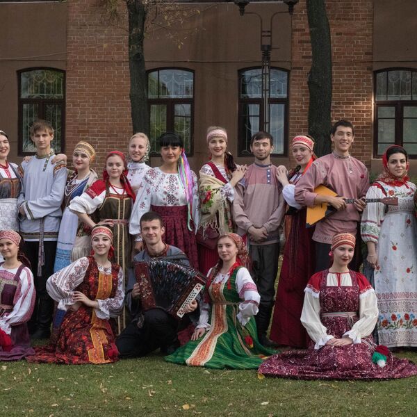 Ансамбль «ЯромилЪ». И песни тоже воевали