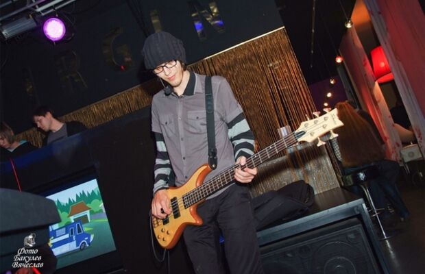 2011.09.23 Maria Chirkova & FlyFoxMusic in Virgin-cafe