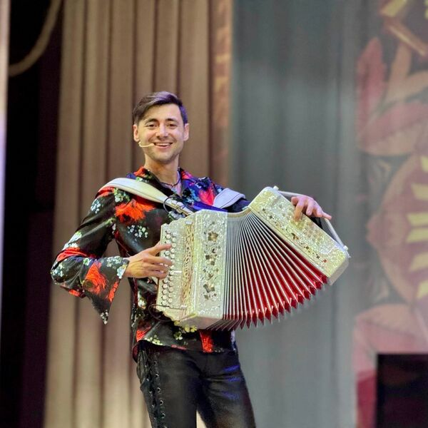 Дмитрий Иващенко