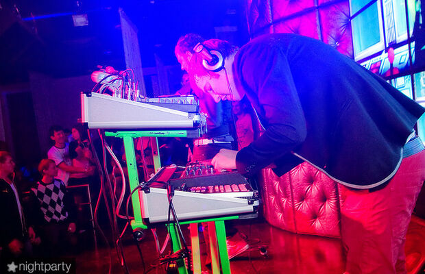 SKILL TOYS Клуб ПАРНАC