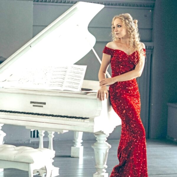 Салон с историей: Нувеллистъ №5 — концерт и экскурсия — Концентрированная история фотографии — вечеринка с фуршетом в музее на Невском