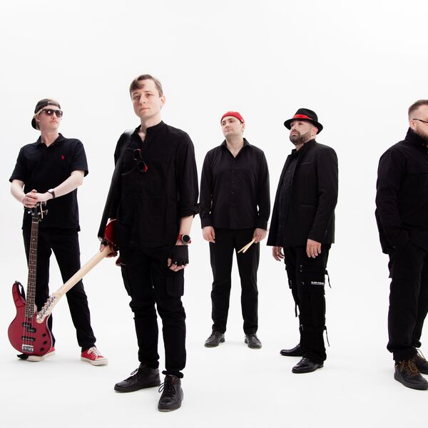 Вполголоса