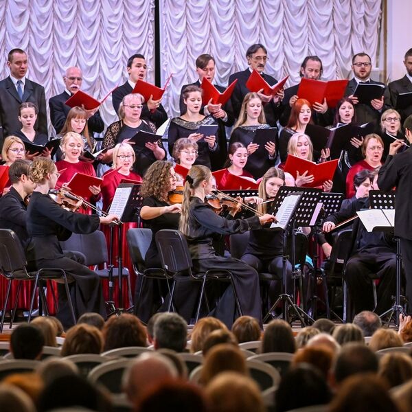 Песни из мультфильмов с оркестром