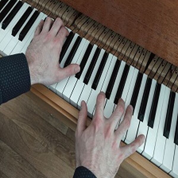 Музыкально-литературная композиция «Звуки Весны». Голос. Фортепиано. Слово