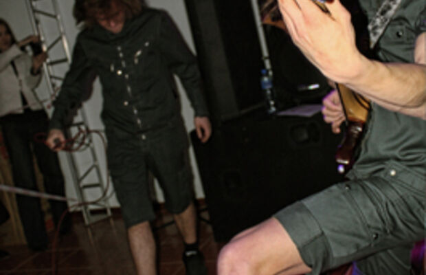 18.02.11 муз.салон Ария