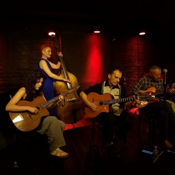 Django Reinhardt Guitar Festival