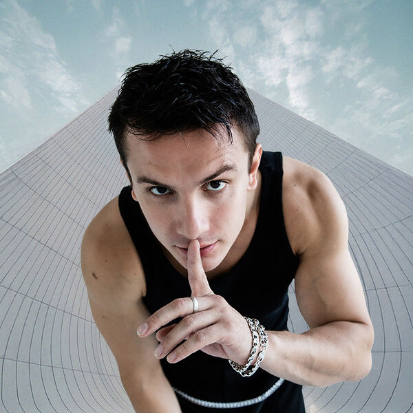 NЮ. Юрий Николаенко