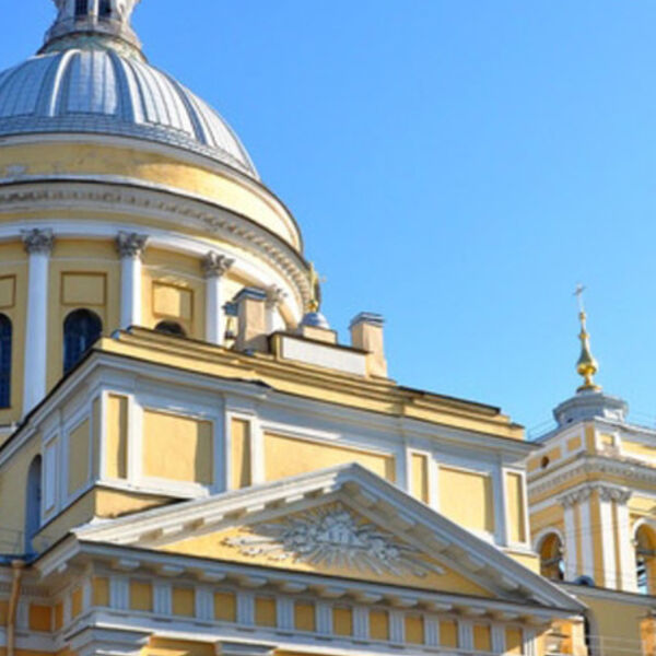 Концерт с экскурсией «Мелодии Новогодней ночи»