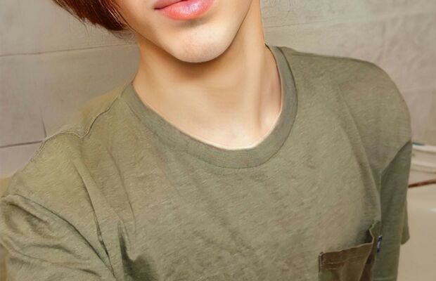 Slava Volk Певец