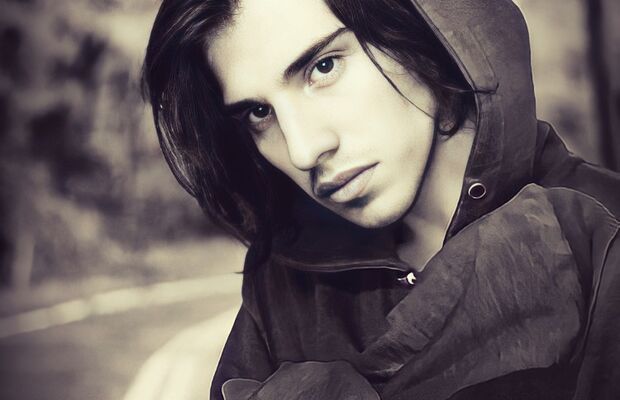 Slava Volk Певец