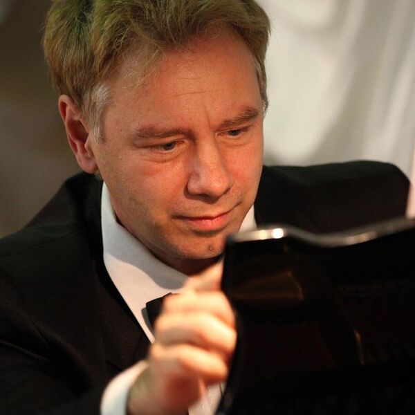 Павел Назаров