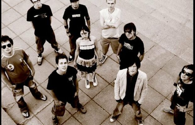 TRACTOR BOWLING&JANE AIR