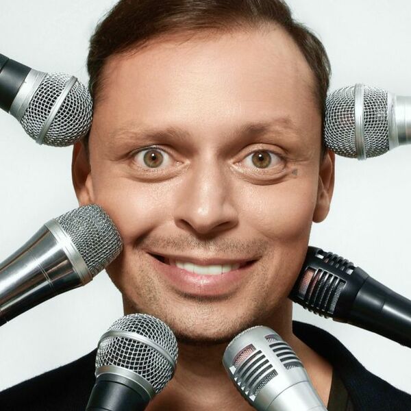 Виктор Комаров