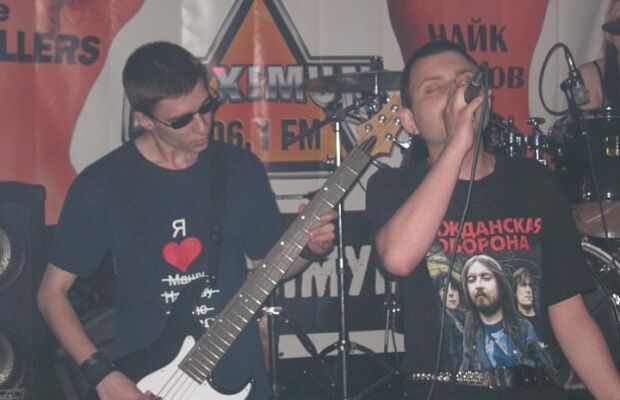 12.05.2010 - Выступление в арт-клубе "Выход".