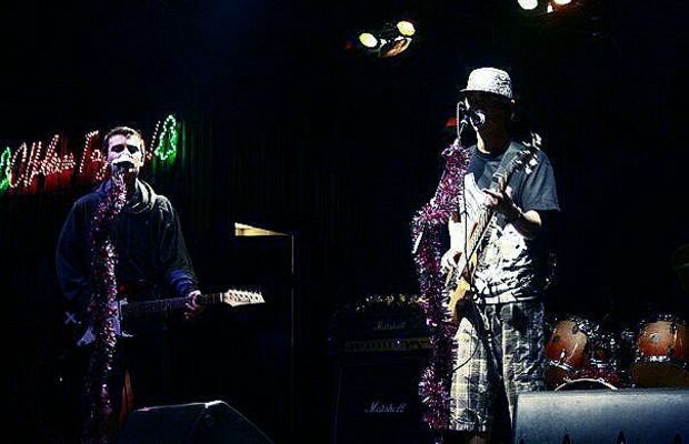 Отплясывая гавайский пляс