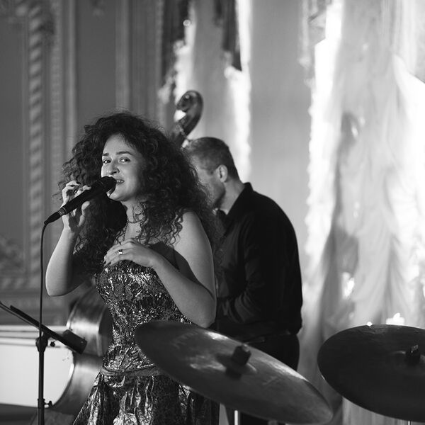 Магия свечей. Эми Уайнхаус. Джаз в особняке