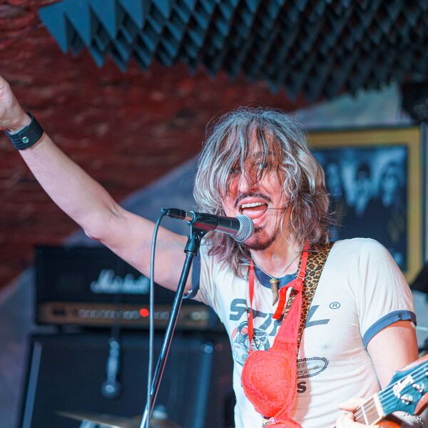 Александр Корби и Swett