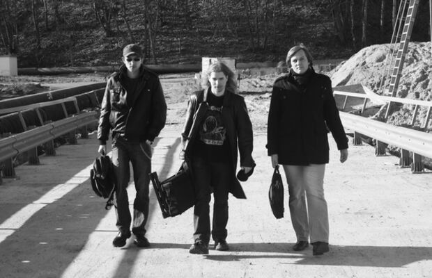 Фото сет старого состава группы. 