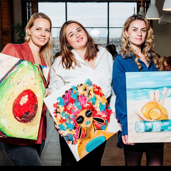 Арт-вечеринка Artvibes. Рисуем акрилом на холсте в ресторане Тиландер
