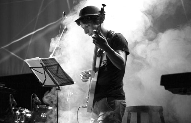 29 АПРЕЛЯ 2015 / ПРЕЗЕНТАЦИЯ АЛЬБОМА ДАЛЕКО - ДАЛЕКО (монологи)