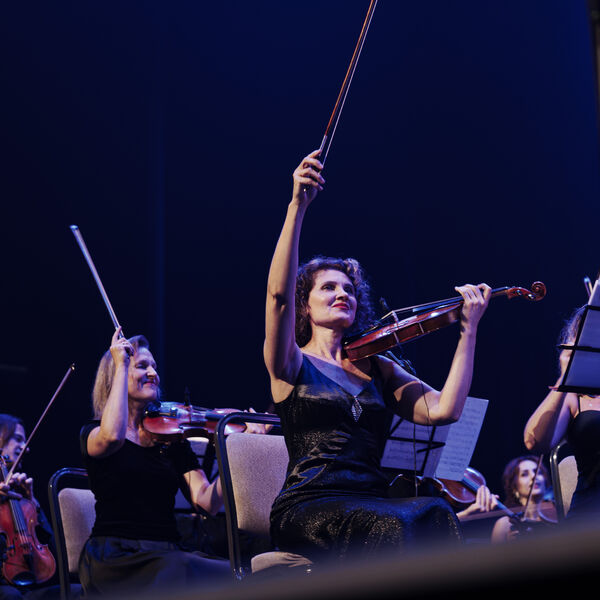 Red Orchestra. Хиты Поля Мориа и Эннио Морриконе с оркестром