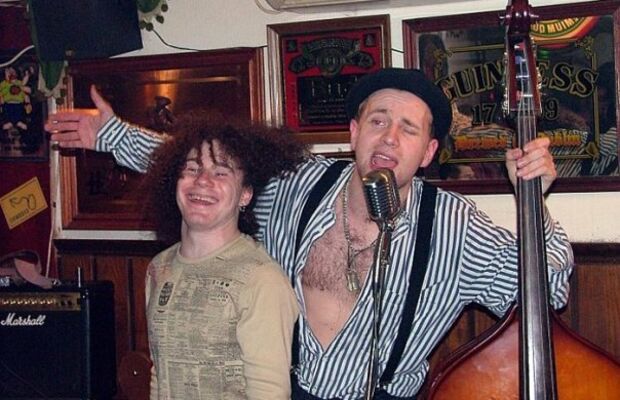 HISTORY OF BILLY's BAND