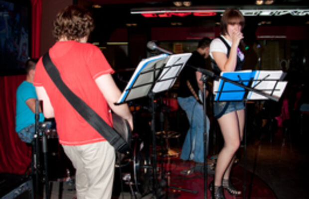 Comedy Cafe 8.05.2011