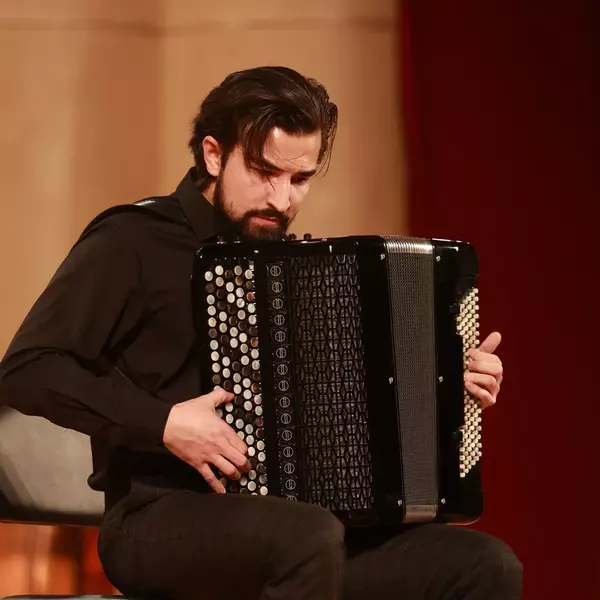 Триумф баяна