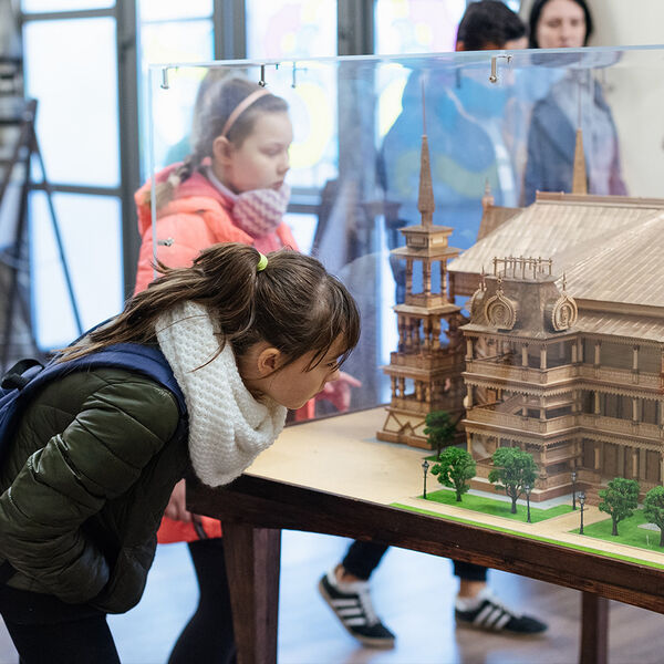 Обзорная экскурсия по театру